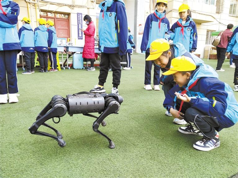蘭州安西路小學“STEM種子?！苯遗?>
        </a><em>蘭州安西路小學“STEM種子?！苯遗?/em></li>
    <li><a  target=