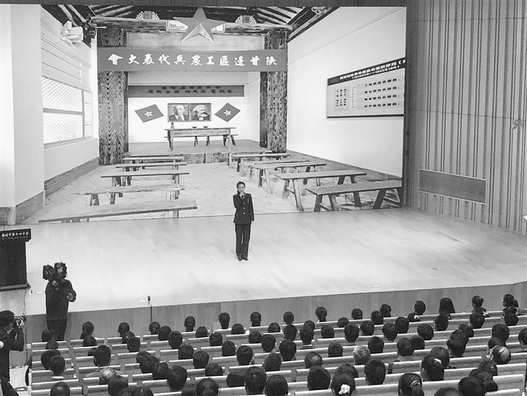 蘭州市開(kāi)展“學(xué)黨史、頌黨恩、跟黨走”紅色文化進(jìn)校園活動(dòng)