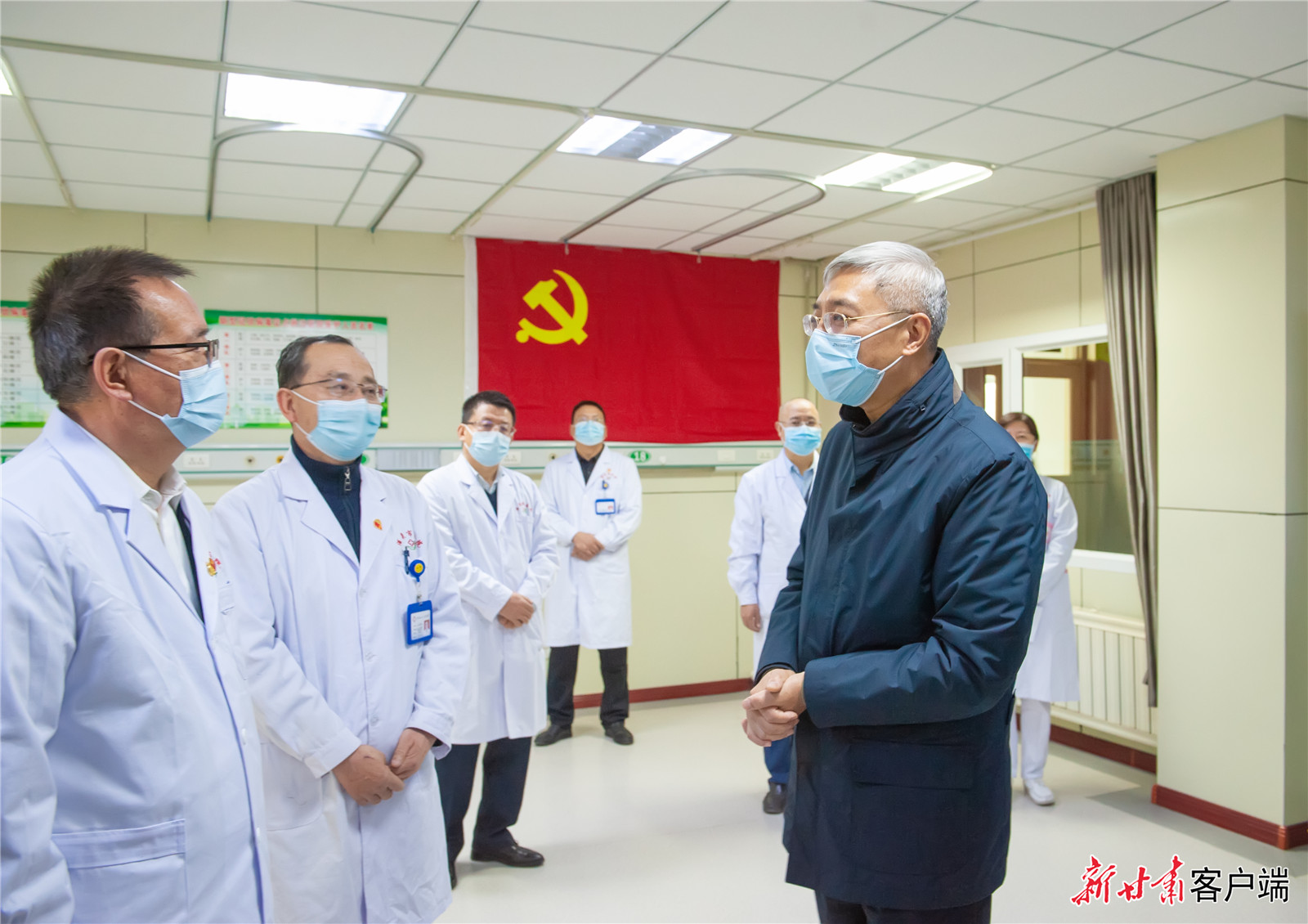 尹弘在嘉峪關(guān)酒泉張掖調(diào)研檢查疫情防控工作時(shí)強(qiáng)調(diào)：扛牢屬地責(zé)任 落細(xì)防控措施 遏制擴(kuò)散蔓延，同心協(xié)力堅(jiān)決打贏疫情防控遭遇戰(zhàn)阻擊戰(zhàn)